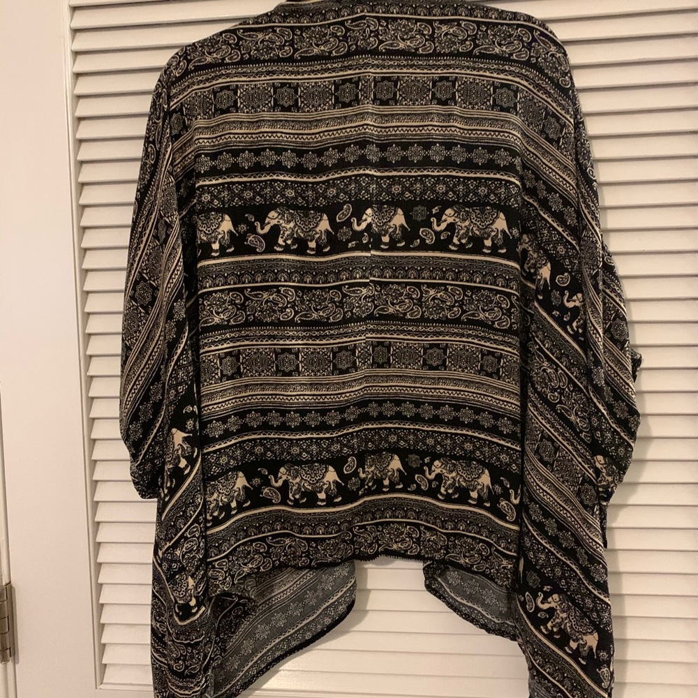 Kimono - Picture 5 of 5